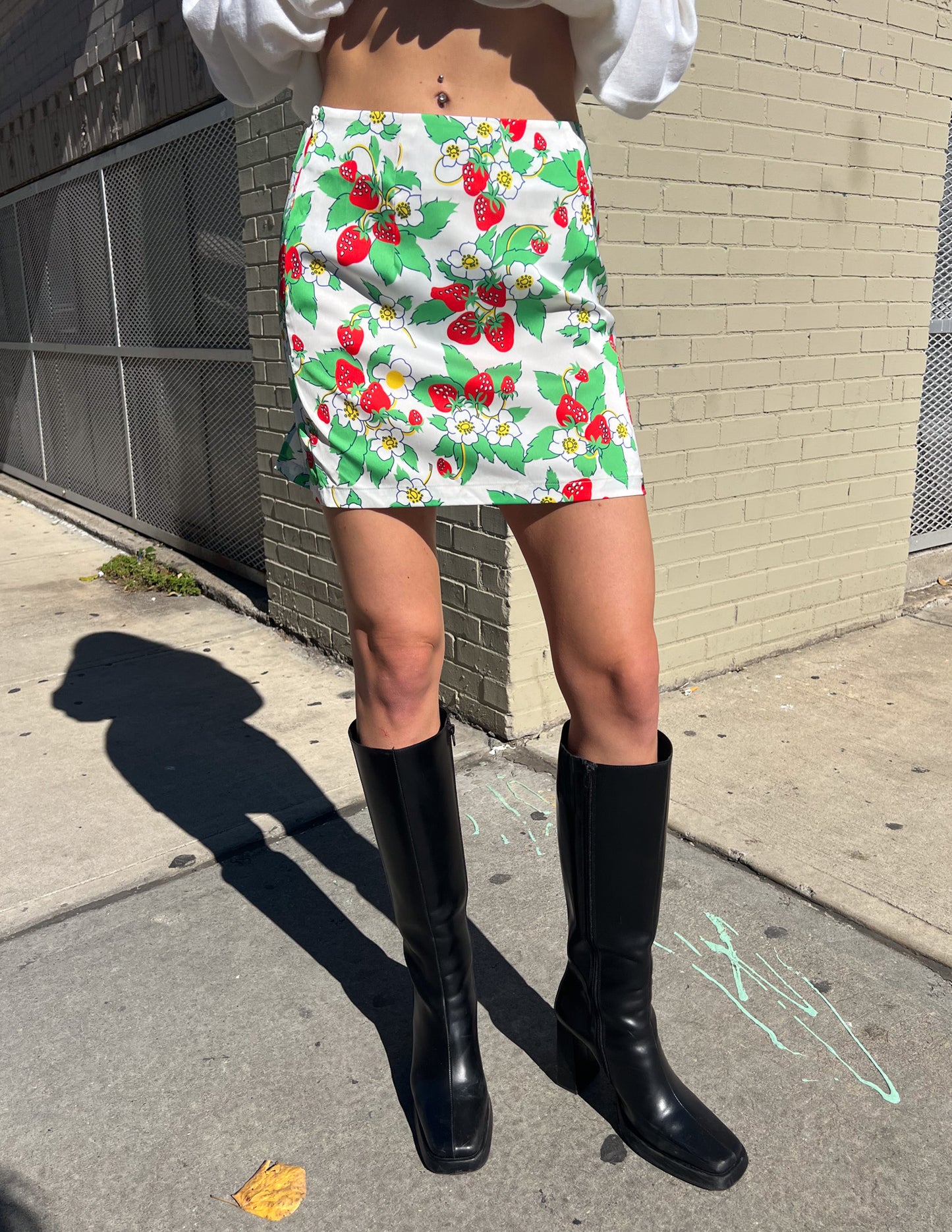 Funny Pretty Nice Original Sample Strawberry Print Skirt