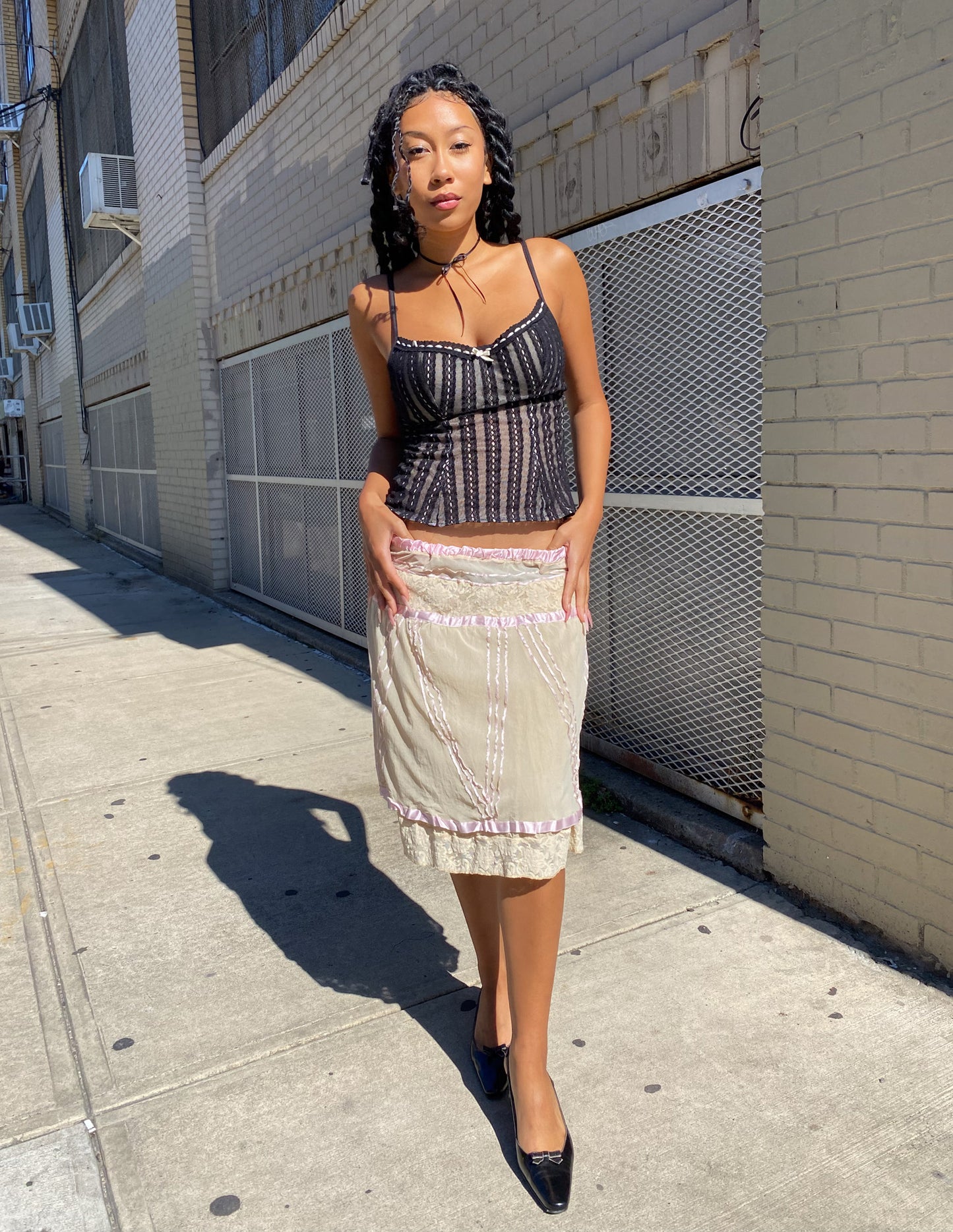 Vtg Pink & Cream Lace Detail Midi