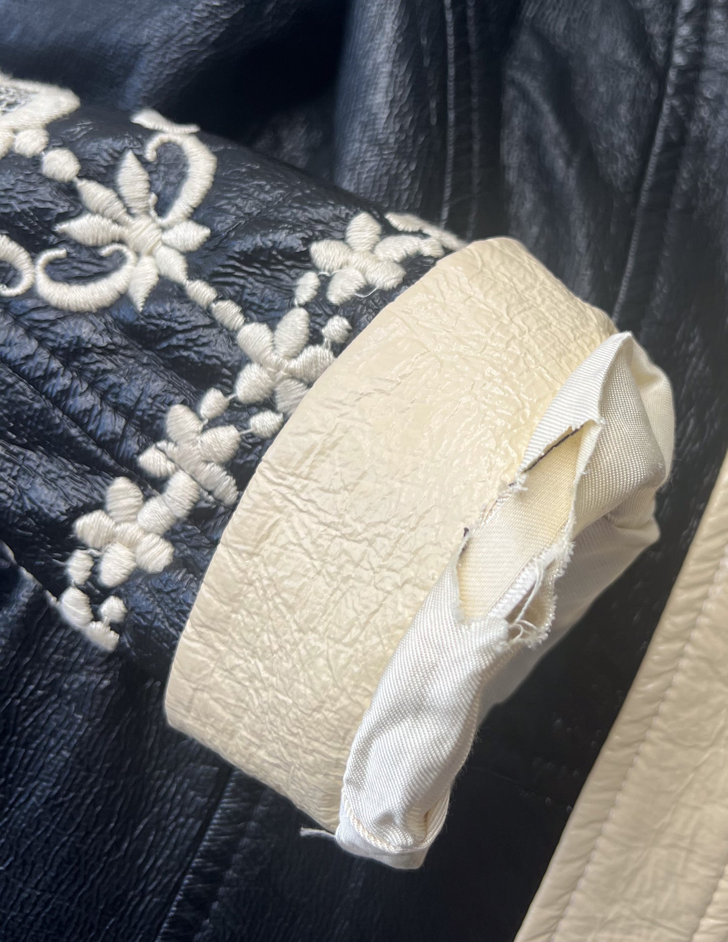 Vtg Nanette Lepore Black & Cream Detail Leather Trench