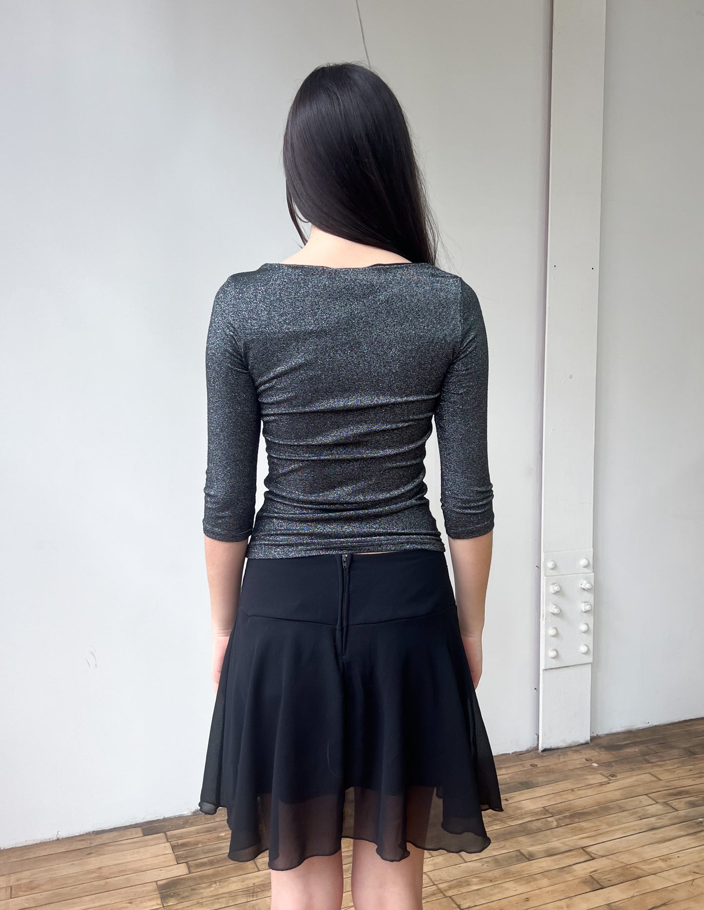 Caché Metallic Cut Out Top