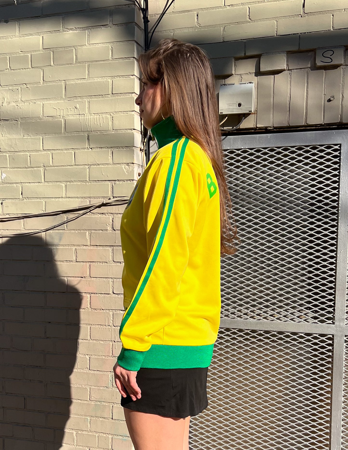 Vtg Contrast Brazil Zip Up