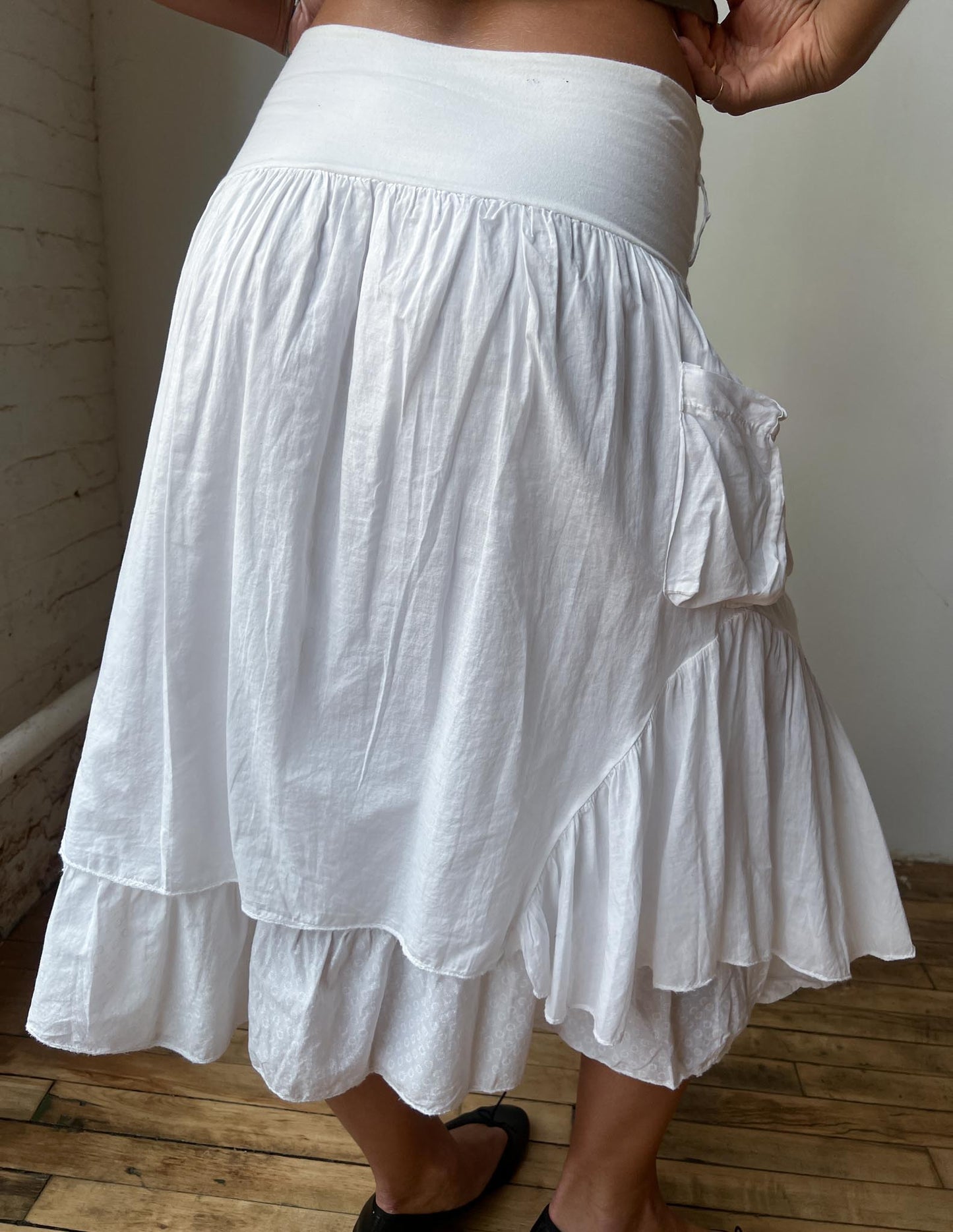 Vintage White Cotton Flouncy Skirt