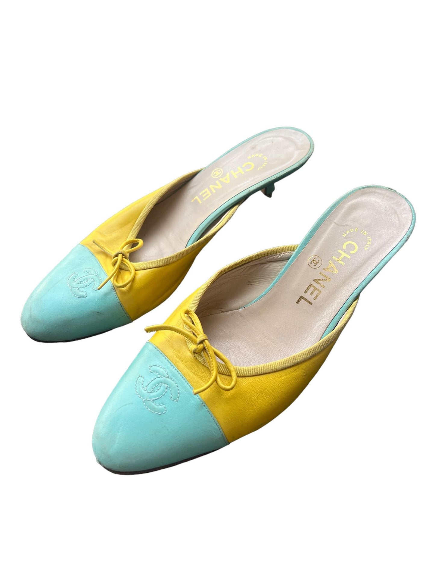 Most Rare Chanel Color Way Yellow & Teal Leather Color Block Kitten Heels