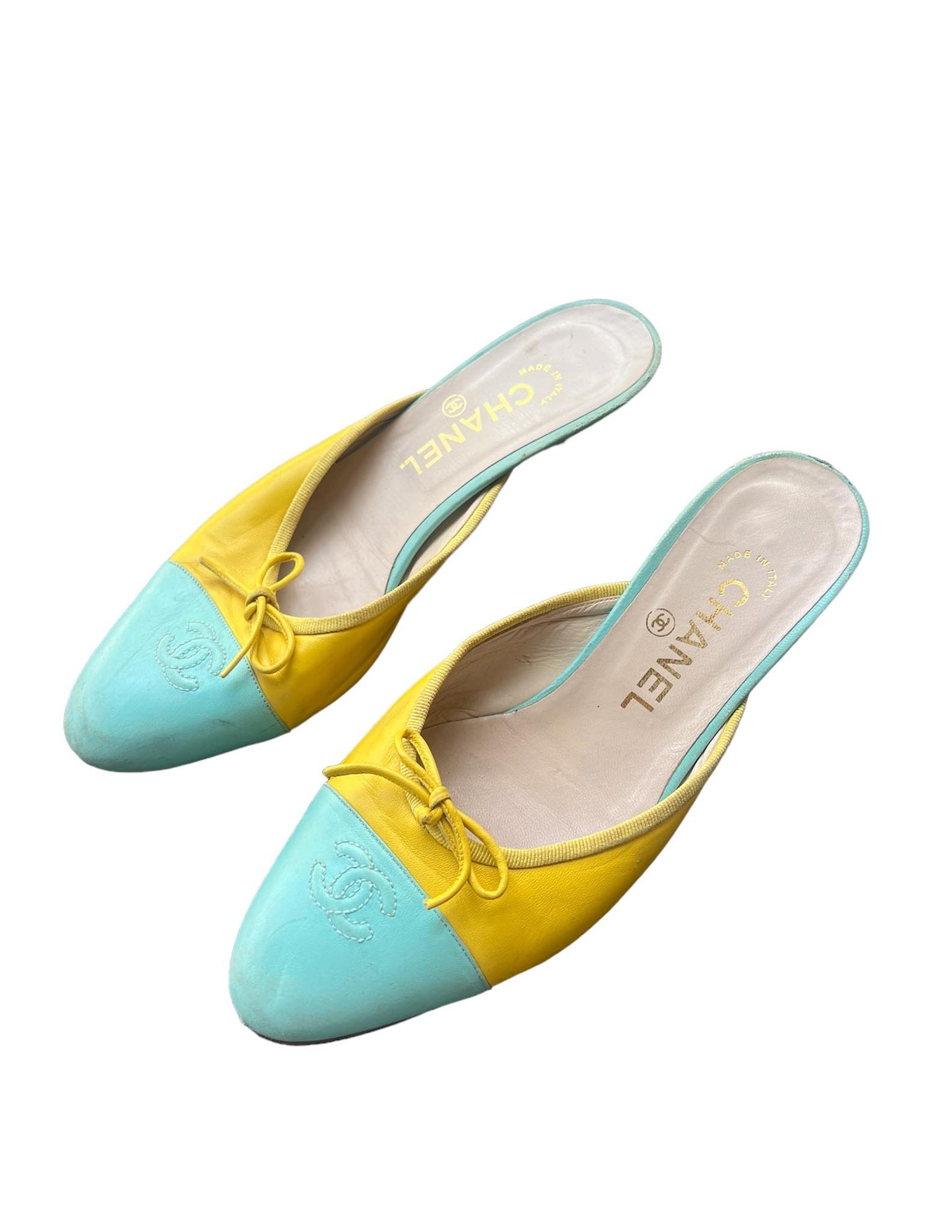 Most Rare Chanel Color Way Yellow & Teal Leather Color Block Kitten Heels