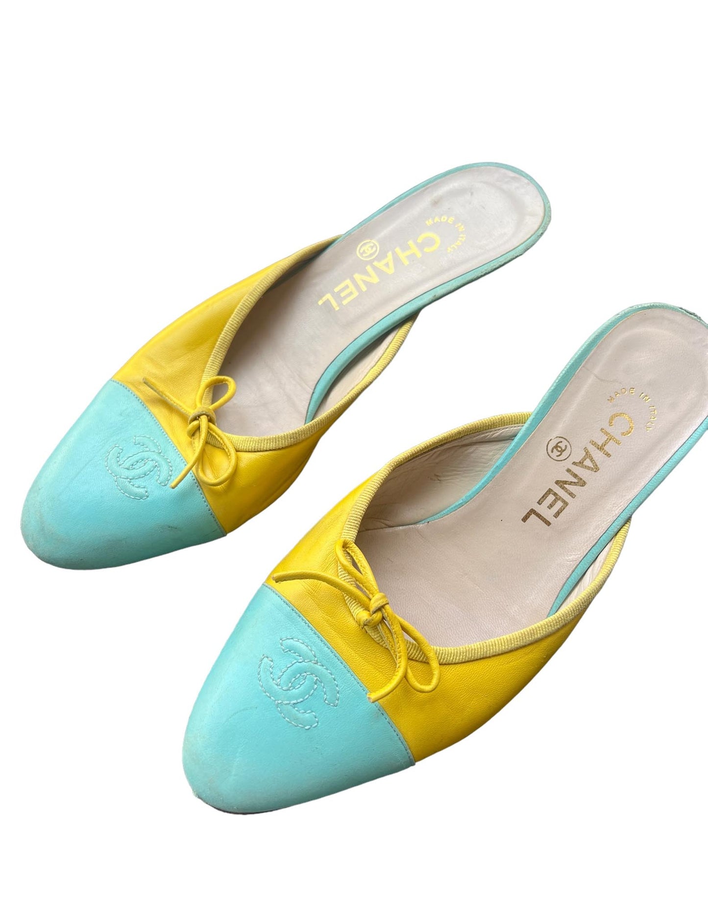 Most Rare Chanel Color Way Yellow & Teal Leather Color Block Kitten Heels