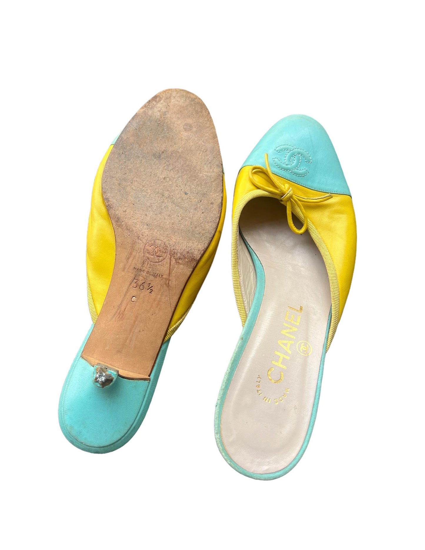 Most Rare Chanel Color Way Yellow & Teal Leather Color Block Kitten Heels